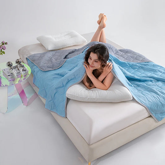 Cooling Comforter — Breathable Temperature-Regulating Blanket