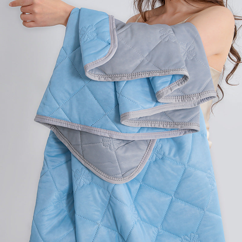 Cooling Comforter — Breathable Temperature-Regulating Blanket